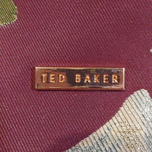 Ted Baker Floral Makeup Case - Picture 2 of 10